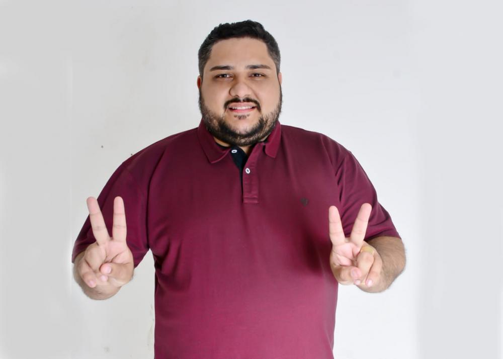 Ele precisou ser transferido para uma unidade hospitalar de referência no tratamento de covid-19 em João Pessoa. (Foto: Reprodução).
