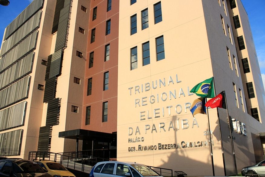 De acordo com a portaria, eventos de rua estão permitidos em Campina Grande (Foto: Walla Santos).