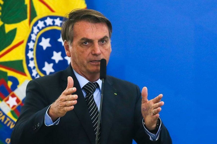 A informação foi anunciada pelo presidente Jair Bolsonaro (sem partido) e o líder do governo na Câmara, Ricardo Barros (PP-PR), após reunião com ministros, deputados e senadores. (Foto: Reprodução)