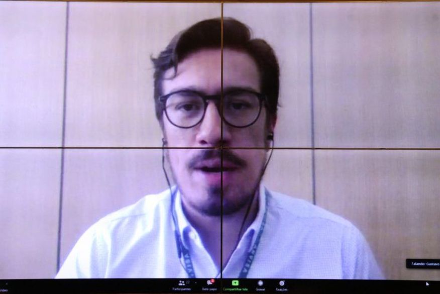Gustavo Lima Santos, da Anvisa, informou que fabricantes enviam informações de forma contínua tornando o processo mais célere. (Foto: Gustavo Sales/Câmara dos Deputados).