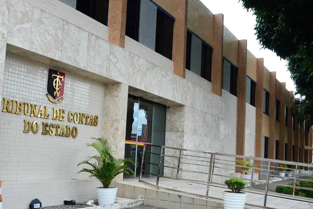 Já o município de São Bentinho, ultrapassou o índice mínimo exigido ao se considerar as despesas empenhadas – 17,35% - mas ficaram abaixo no percentual de despesas pagas – 14,25%. (Foto: reprodução).