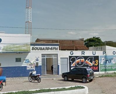 A pedido de Tyrone, juiz eleitoral determina suspensão da programação da rádio 104 FM e multa pode chegar à R$ 50 mil. (Foto: Reprodução).