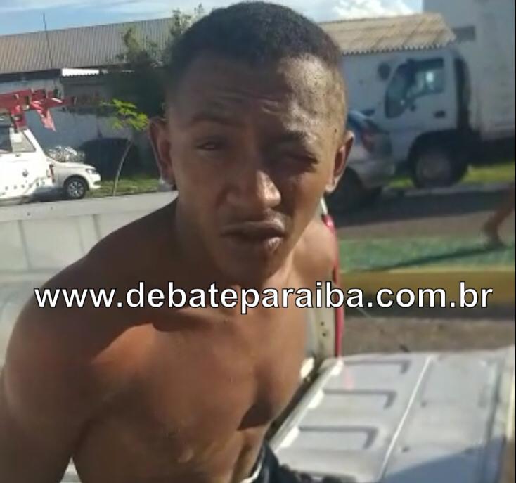 Posteriormente, o investigado e a arma apreendida foram levados à delegacia de Polícia Civil, para serem adotados os procedimentos que necessitam o caso (Foto: Reprodução)