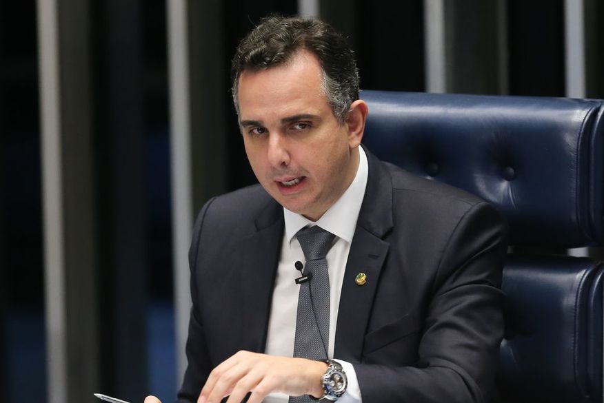 Todos os 81 senadores depositaram seus votos e não houve nenhuma cédula em branco (Foto: Reprodução