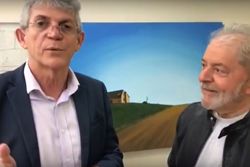 Na propaganda Lula pede votos para Ricardo Coutinho (Foto: Reprodução).