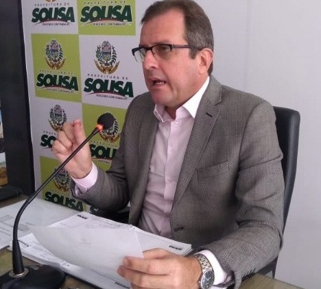 Rádio 104 FM é novamente multada a pedido de Fábio Tyrone. (Foto: Reprodução).