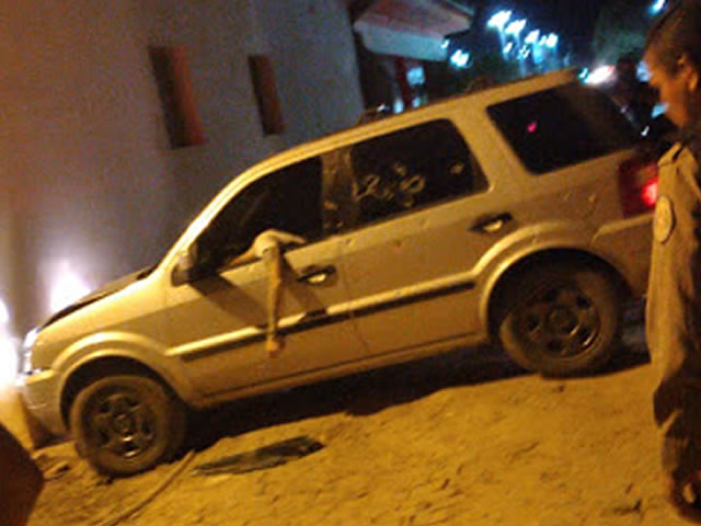 A Polícia Militar esteve no local e isolou a área até a chegada da perícia (Foto: Reprodução Redes Sociais)