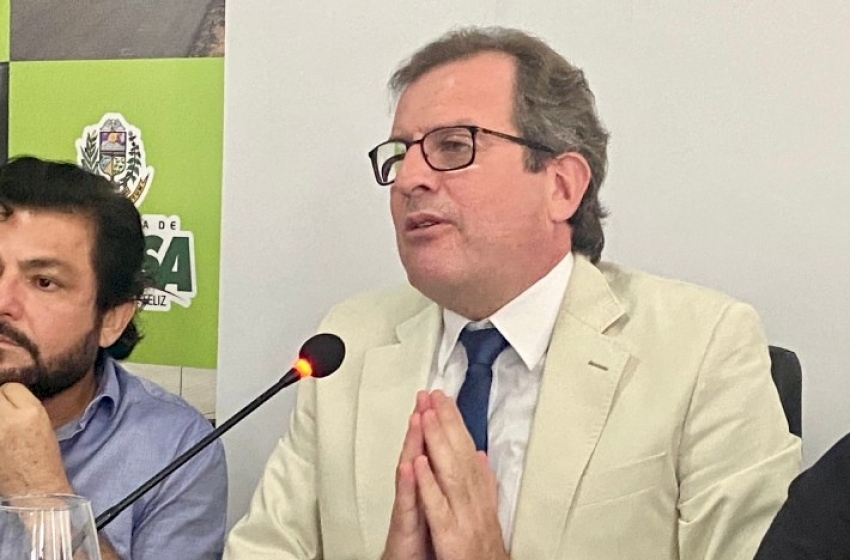 Fábio Tyrone oficializa nomeações de Eugênio Rodrigues, Roberto Freire, Daniel Pinto e Lilian Pires para cargos comissionados na prefeitura de Sousa