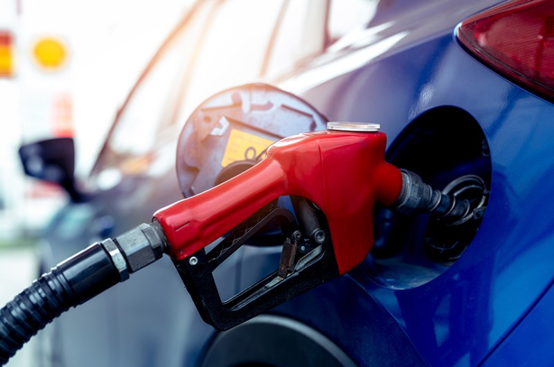 A medida estabelece R$ 0,47 em tributos por litro de gasolina e R$ 0,02 sobre o álcool - Getty Images/iStockphoto
