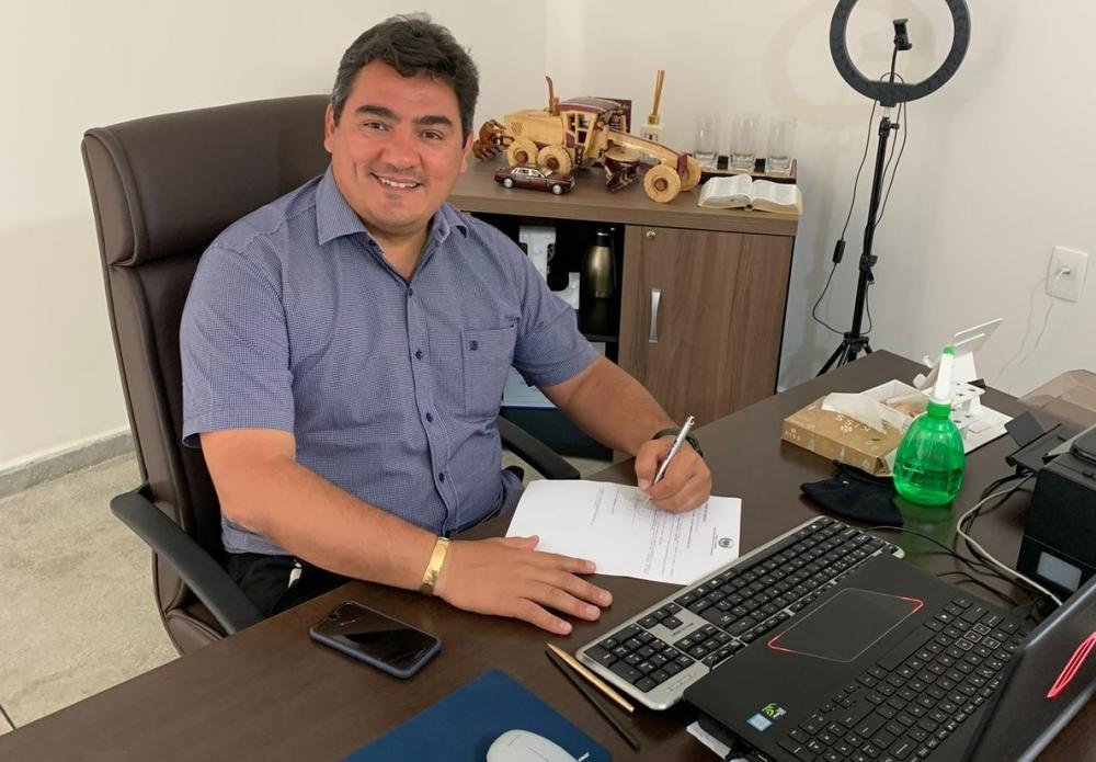 Os recursos para construção do Espaço Escolar foram conseguidos pelo prefeito Lucas Braga, por meio de parcerias com o deputado Federal Wellington Roberto e o Senador Efraim Filho. (Foto: Reprodução).