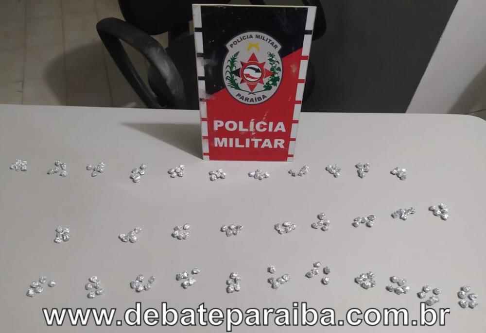 Os indivíduos receberam voz de prisão e foram conduzidos à delegacia de Polícia Civil e apresentados a autoridade policial judiciária (Foto: Reprodução)
