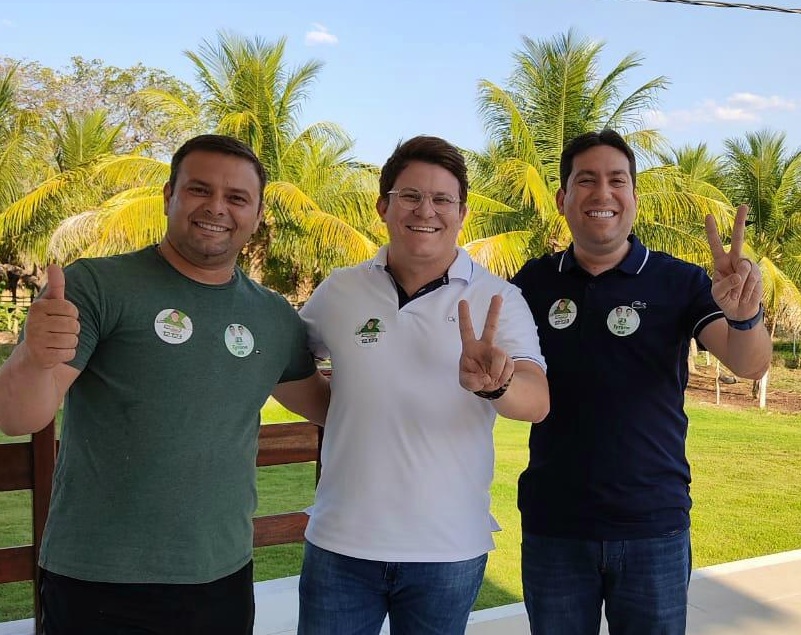 Durante visita a cidade de Sousa, o Governador João Azevêdo atendeu a solicitação do vereador e do deputado e autorizou o acréscimo para mil refeições diariamente para atender a população da cidade sertaneja. (Foto: Reprodução).