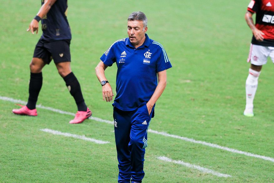 O clube carioca divulgou a informação sobre a demissão em suas redes sociais na tarde desta segunda-feira (9), um dia após o time ter sido goleado por 4 a 0 pelo Atlético-MG, no Campeonato Brasileiro. (Foto: Reprodução).