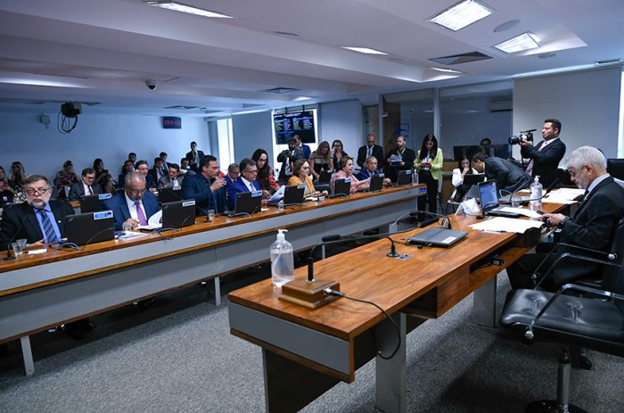 Projeto de Alessandro Vieira teve parecer favorável de Daniella Ribeiro e segue para a Câmara - Geraldo Magela/Agência Senado