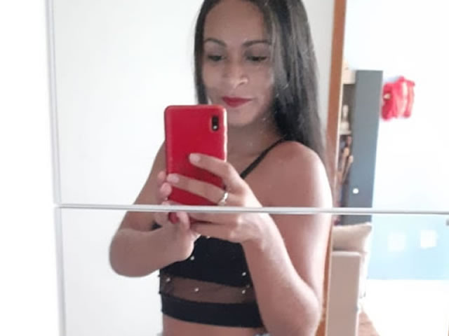 O local foi isolado até a chegada da perícia, e em seguida o corpo foi levado ao IML de Cajazeiras, para ser feito o exame cadavérico (Foto: Reprodução Redes Sociais)