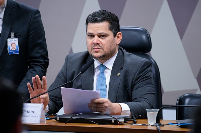 Presidente da CCJ, Davi Alcolumbre decidiu fazer uma audiência para debater o tema - Pedro França/Agência Senado