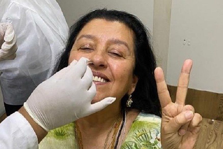 Regina Casé faz mais um teste de coronavírus (Foto: Reprodução).