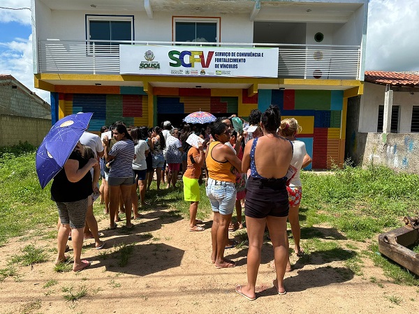 A ação tem o objetivo de beneficiar as famílias em situação de vulnerabilidade social durante a Semana Santa, fornecendo alimentos. (Foto: Divulgação).