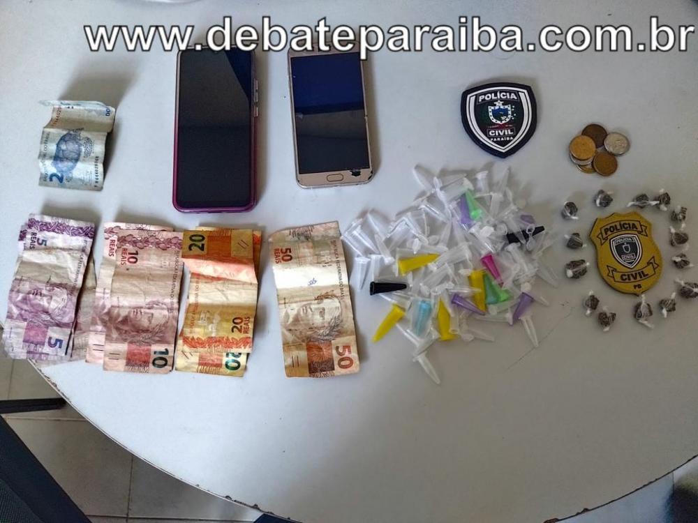 Diante do flagrante, o indivíduo recebeu voz de prisão e foi levado à delegacia de Polícia Civil com o material apreendido (Foto: Reprodução Redes Sociais)