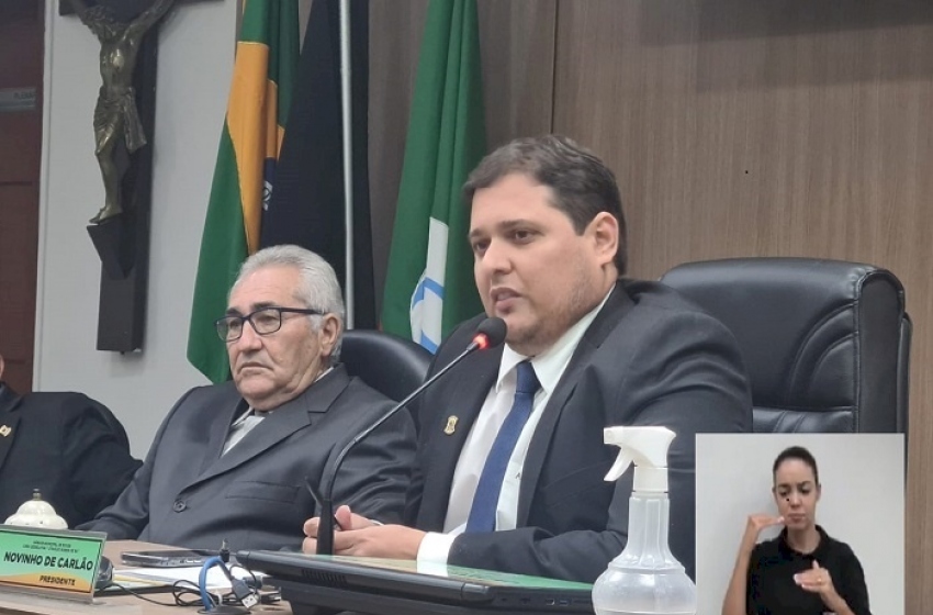 Novinho de Carlão apresenta requerimento pedindo instalações de câmeras de monitoramento, cerca elétrica e elevação de muros em escolas públicas municipais 