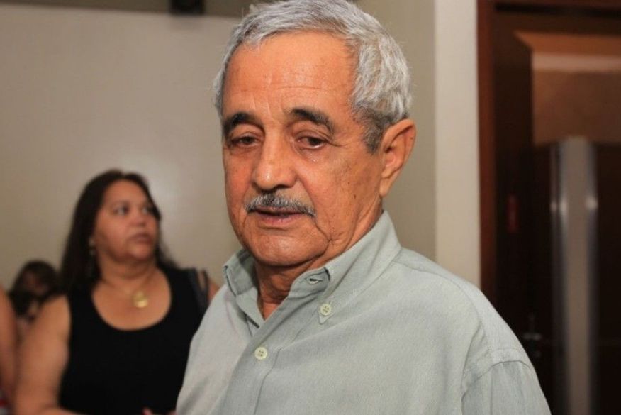 Pai de Zezé di Camargo e Luciano, Francisco José de Camargo, de 83 anos, morreu na noite de segunda feira (Foto: Reprodução).