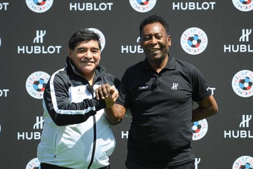 Pelé lamentou a morte de Diego Maradona nas redes sociais. Ex-jogador sofreu uma parada cardiorrespiratória, segundo o jornal argentino 'Clarín'. (Foto: Reprodução).