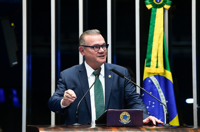 Senador comemorou os 80 anos do instituto, considerado a maior escola agrícola do país - Marcos Oliveira/Agência Senado