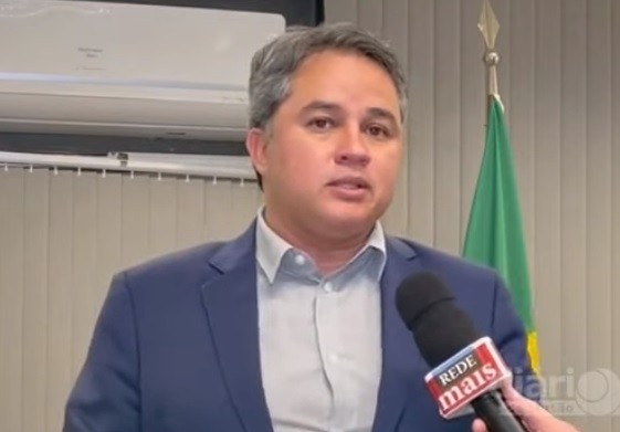 Efraim Filho coloca União Brasil a disposição de Gilbertão e João Estrela, elogia André Gadelha e defende pesquisa como critério para escolha do candidato a prefeito de Sousa pelas oposições 