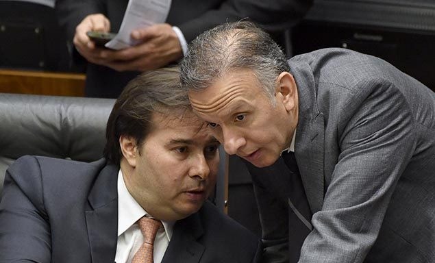 Ter um aliado no comando da Câmara é imprescindível para Bolsonaro. (Foto: Reprodução).