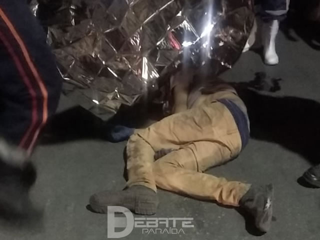 A área foi isolada pelo Policiamento de Trânsito até a chegada da perícia da Polícia Civil (Foto: Reprodução Redes Sociais)
