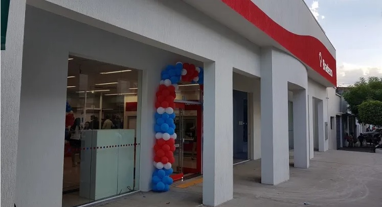 Prefeitura de Sousa arrecada R$ 2,5 milhões com a venda da folha de pagamento dos servidores públicos ao Bradesco