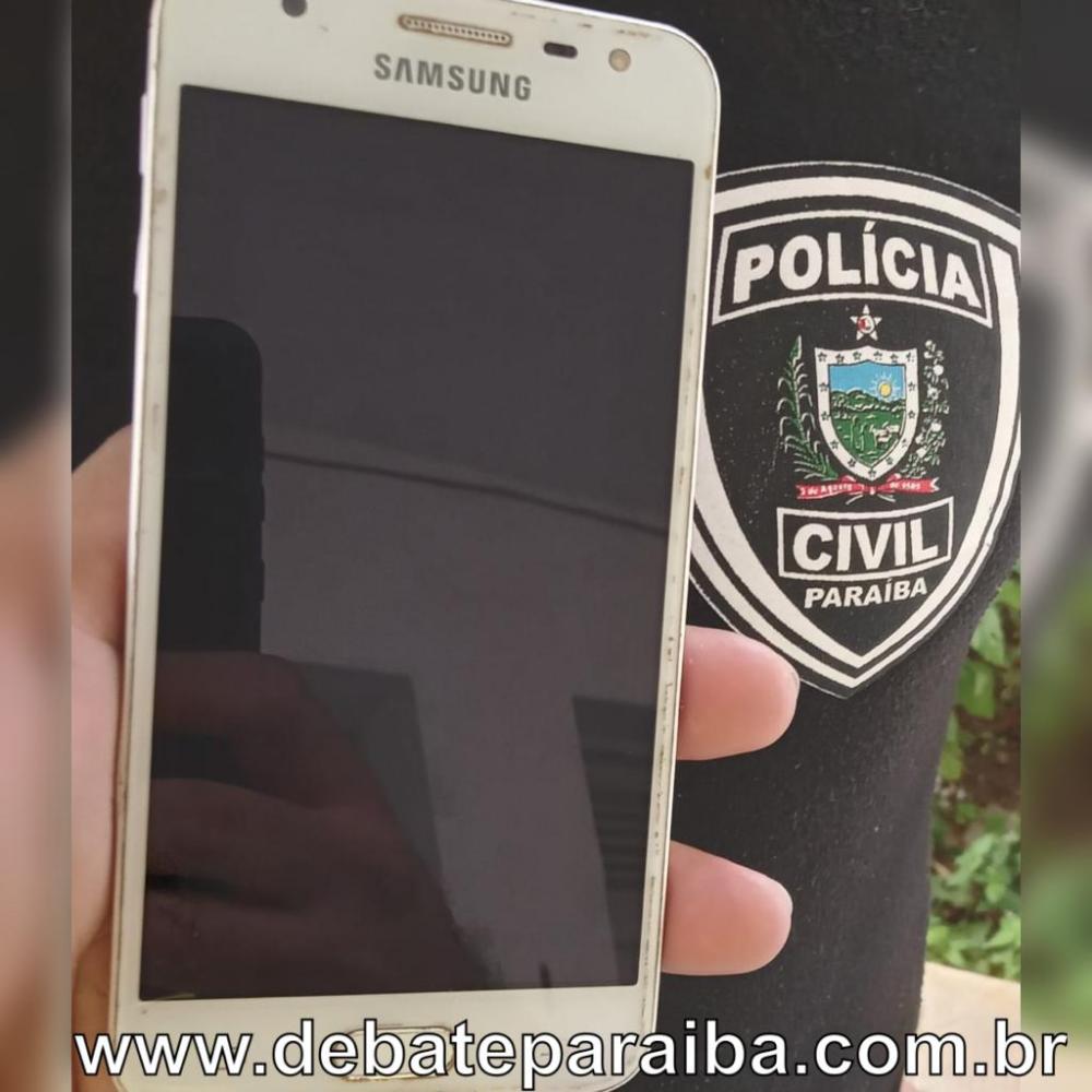 O indivíduo e o celular recuperado foram levados à delegacia de Polícia Civil e após serem adotadas as medidas cabíveis (Foto: Reprodução)