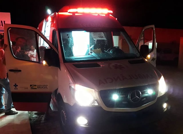 O corpo da vítima foi encaminhado ao IML de Cajazeiras, para ser feita a necrópsia e posteriormente liberado para realização do velório e sepultamento (Foto: Reprodução)