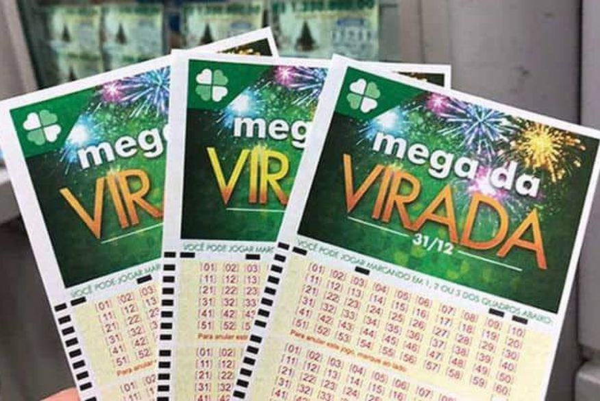 Na última Mega da Virada, quatro pessoas dividiram prêmio de mais de R$ 304 milhões. (Foto: Reprodução).