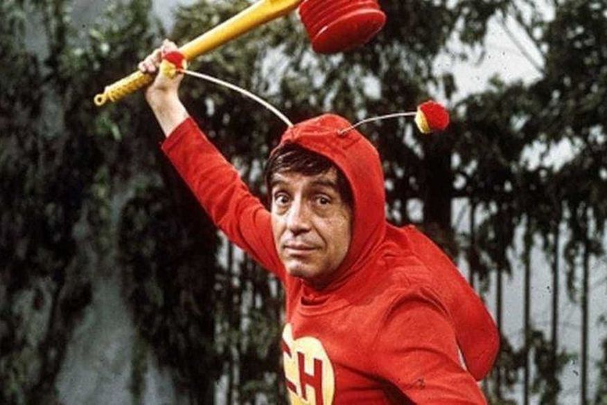 Roberto Bolaños como Chapolin Colorado (Foto: Reprodução).