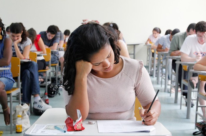 Com a lei o exame passa a fazer parte das metas do Plano Nacional de Educação - Foto: Agência Brasil