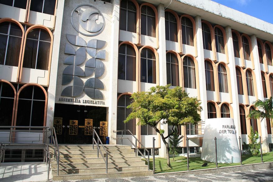 Em dois anos de atuação, a CCJ realizou mais de 60 reuniões e apreciou quase 1500 matérias. (Foto: Reprodução).