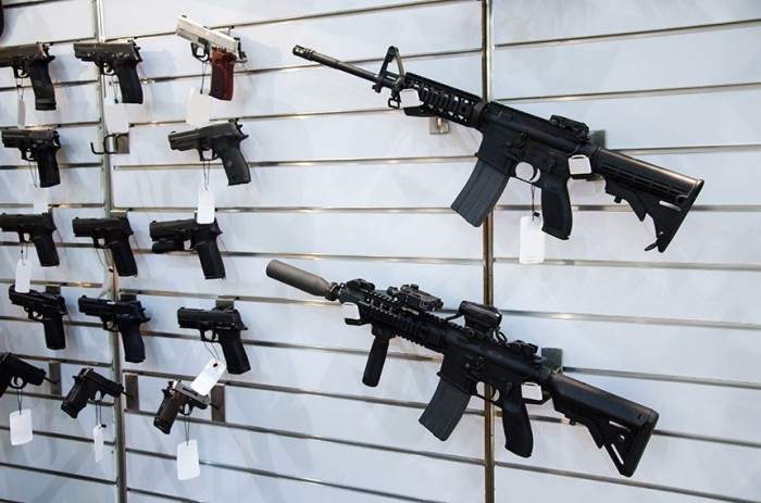 Para Bagattoli, a atual legislação cria obstáculos para que as forças policiais se equipem - Foto: Getty Images/iStockphoto