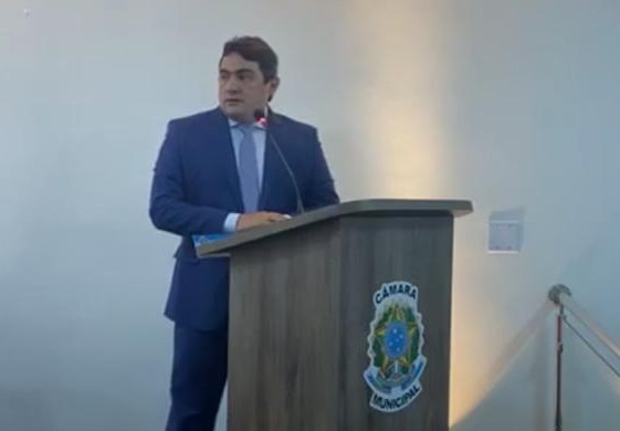 Lucas Braga é empossado prefeito de Marizópolis. (Foto: Reprodução).