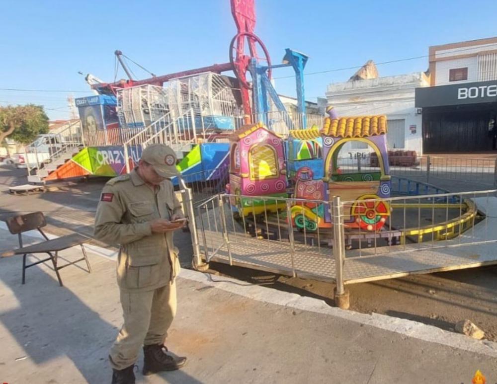 As vistorias tem como objetivo regularizar os parques e barracas instalados no local garantindo, assim, maior segurança para a população (Foto: Reprodução)