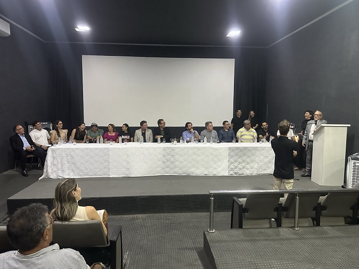 Durante o evento, foi apresentado um vídeo que mostrou o progresso da revitalização do prédio que será destinado ao atendimento oncológico na Cidade Sorriso da Paraíba. (Foto: Divulgação).