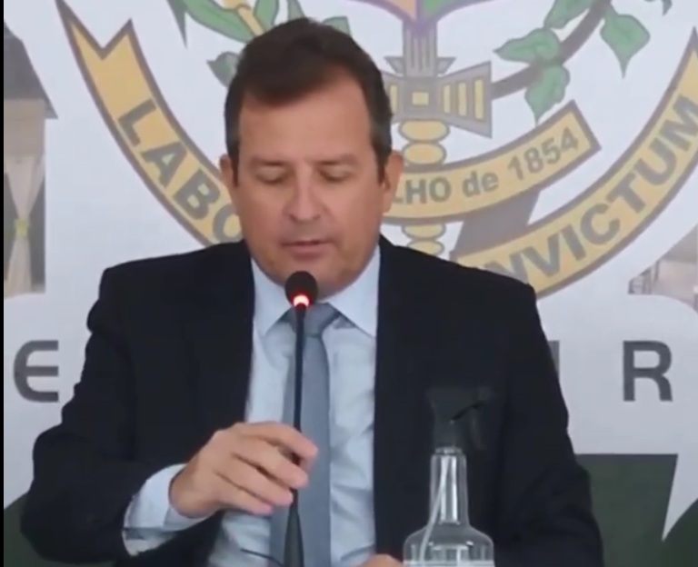 Prefeito Fábio Tyrone afirmou que 90% da população aprova aprova a continuidade da taxa de iluminação pública. (Foto: Reprodução). 