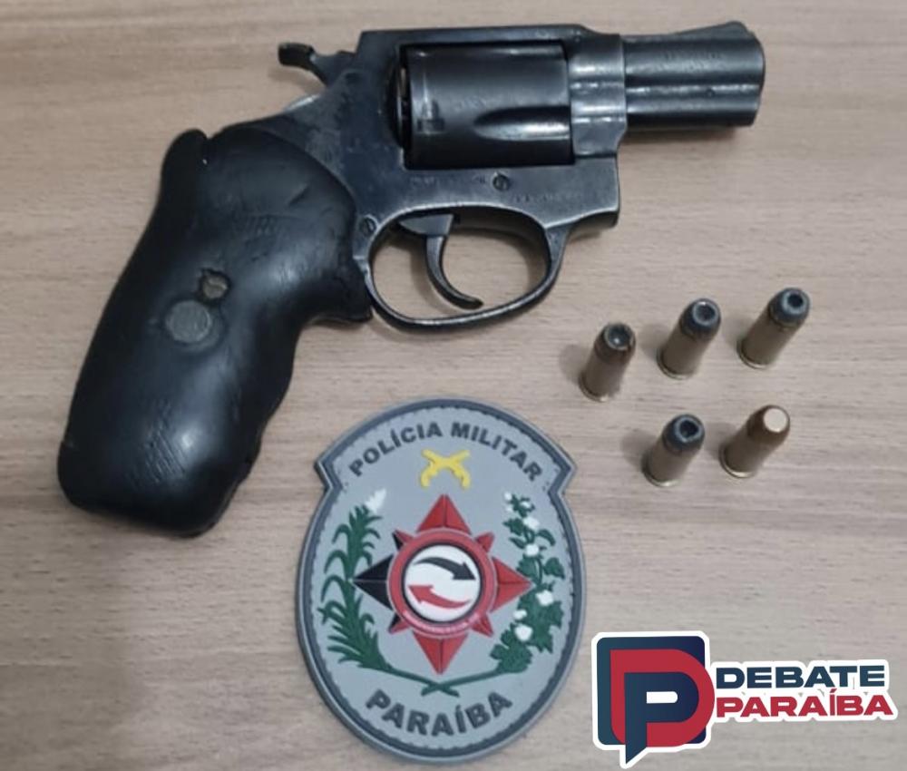 Polícia Militar apreende revólver e prende homem após confusão durante festa na cidade de São Francisco