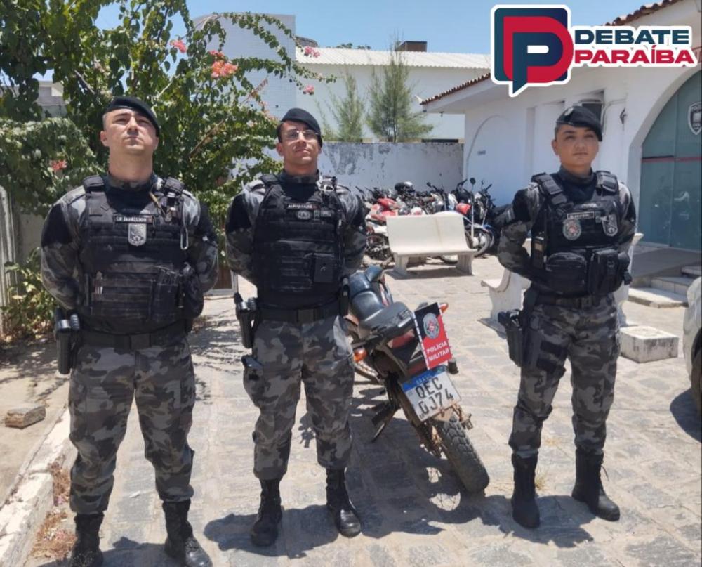 Posteriormente a moto foi rebocada à delegacia de Polícia Civil, e após serem adotados os procedimentos necessários foi devolvida ao verdadeiro proprietário (Foto: Reprodução)