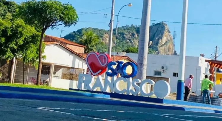 Prefeitura de São Francisco vai adquirir veículo no valor quase R$ 73 mil para aérea de saúde
