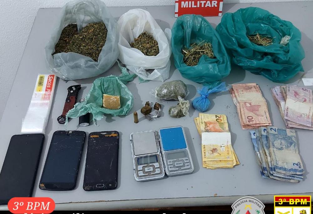Posteriormente, os suspeitos e todo o material apreendido foram levados à delegacia de Polícia Civil, para serem realizados os procedimentos necessários a ocorrência (Foto: Reprodução)