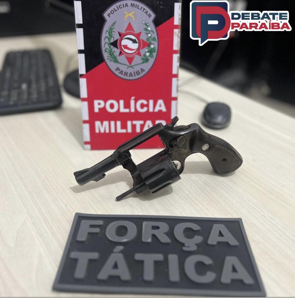 O indivíduo recebeu voz de prisão e foi conduzido à delegacia de Polícia Civil (Foto: Reprodução Debate Paraíba)