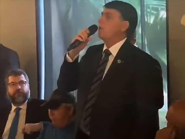 “Essas acusações levianas não levam a lugar nenhum e se me acusam disso é sinal que não tem do que me acusar (…) Isso não é mordomia, não é privilégio”, completou o presidente (Foto: Reprodução)