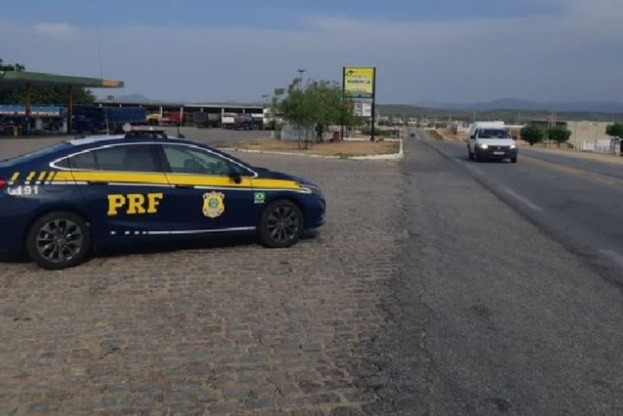 A PRF informou que os policiais seguem fiscalizando pontos estratégicos da rodovia. (Foto: Reprodução/PRF)