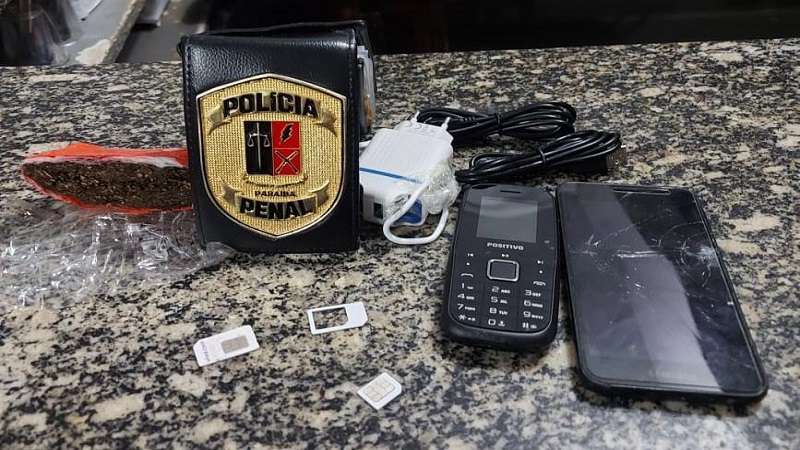 O material apreendido foi recolhido e depois levado à delegacia de Polícia Civil para serem adotados os procedimentos necessários ao caso (Foto: Divulgação SEAP)